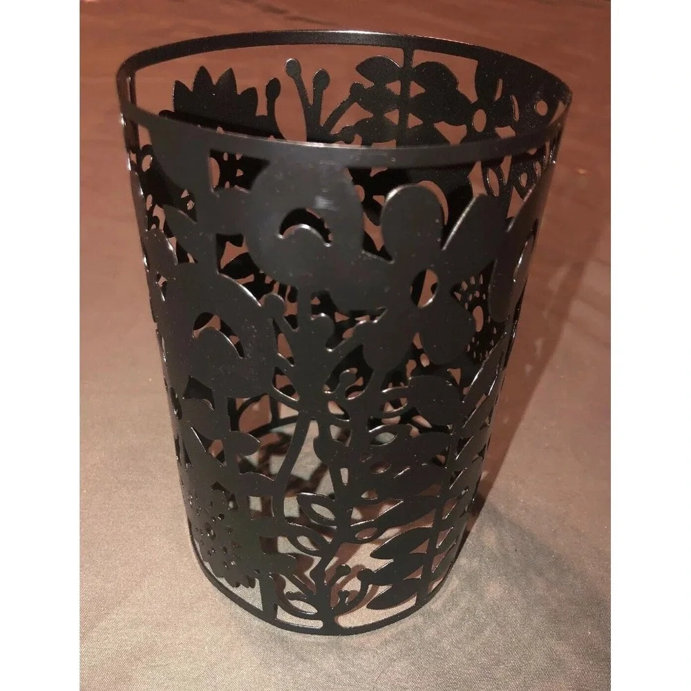 Scentsy‎ Zinnia Flower Shadow Insert Black New in Box